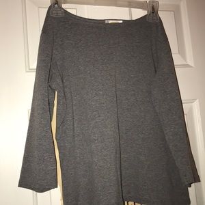 Grey off the shoulder 3/4 length shirt!!